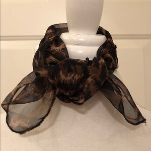 Leopard scarf